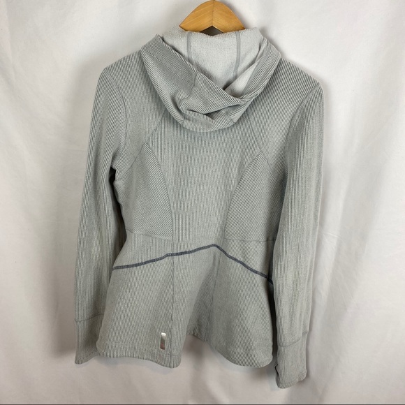 Zella pull over - Picture 3 of 7